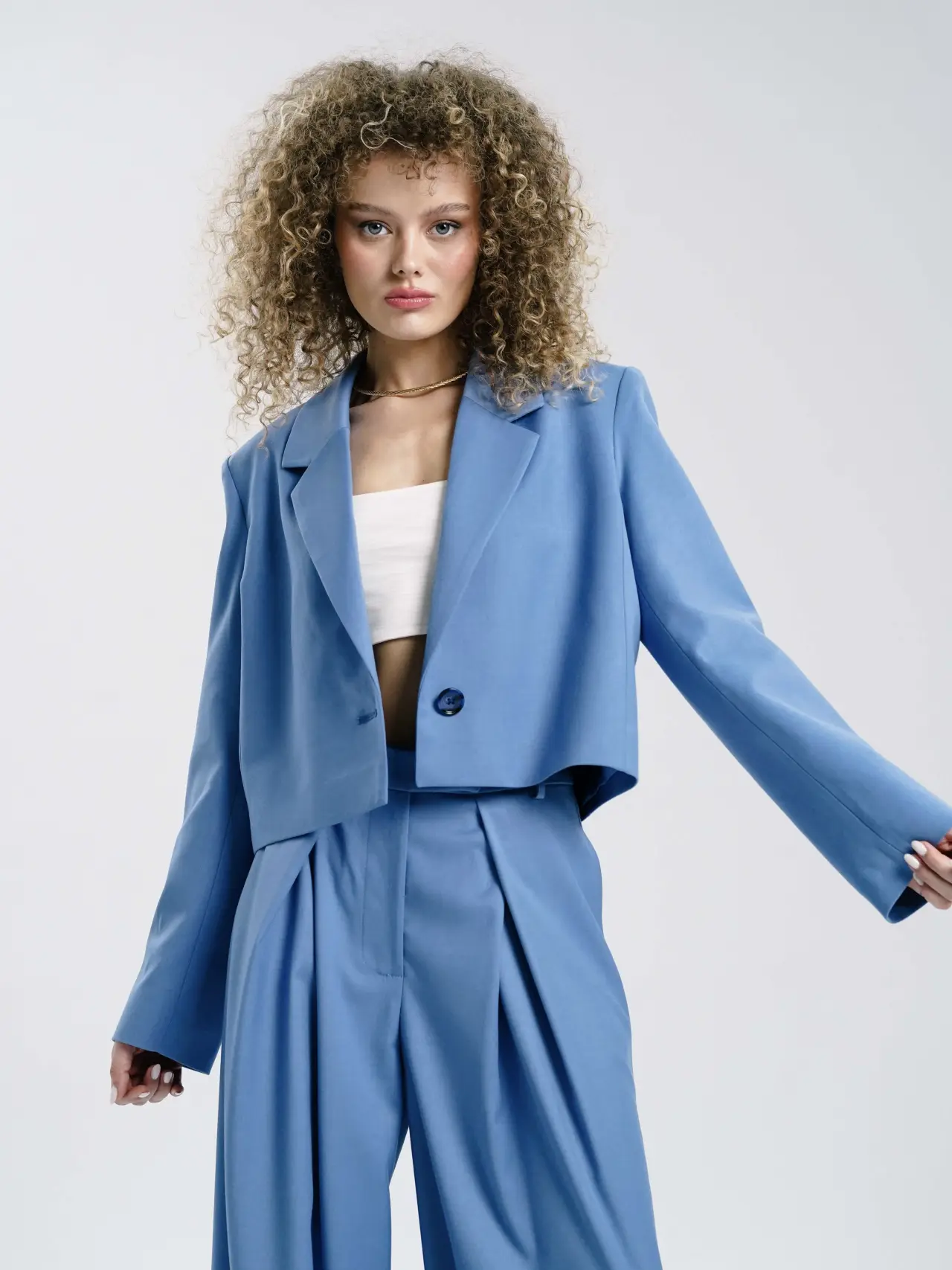 Пора шить весну